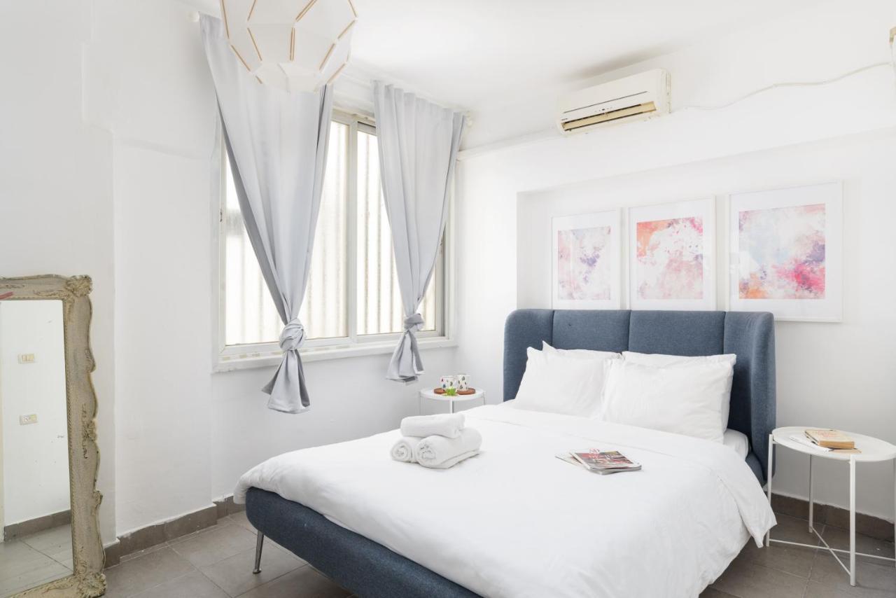 Sea View 2 Bedroom Apartment With Bomb Shelter Tel Aviv Bagian luar foto