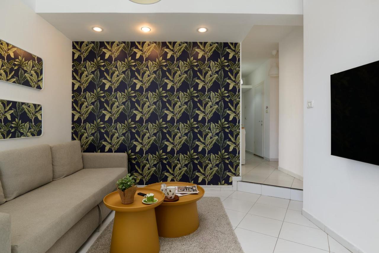 Sea View 2 Bedroom Apartment With Bomb Shelter Tel Aviv Bagian luar foto