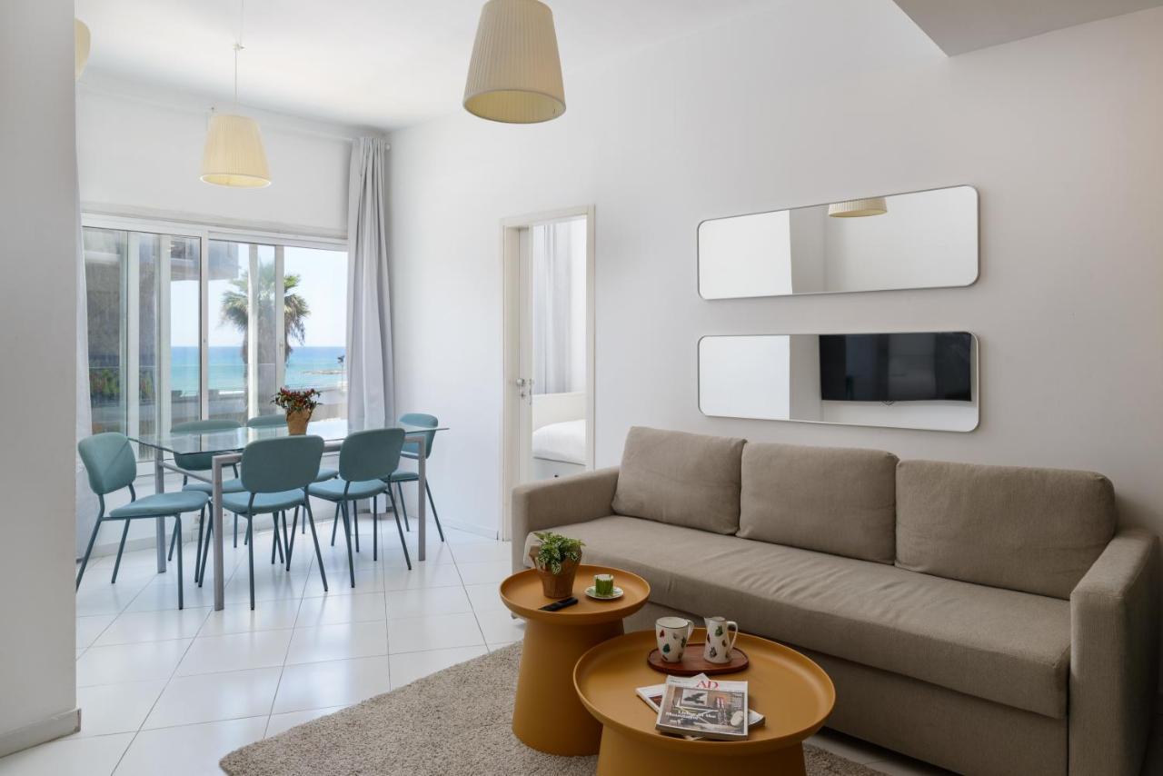 Sea View 2 Bedroom Apartment With Bomb Shelter Tel Aviv Bagian luar foto