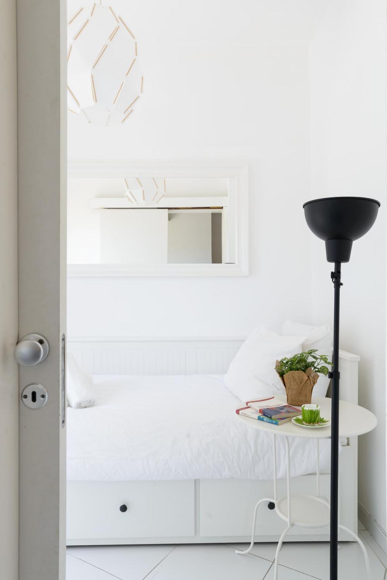 Sea View 2 Bedroom Apartment With Bomb Shelter Tel Aviv Bagian luar foto
